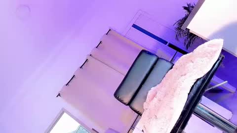 Shantal girls online show from March 10, 2025, 3:23 am