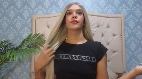 Shantal Jones online show from November 3, 2025, 10:21 pm