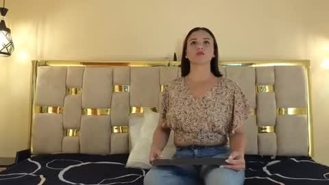 Snapshot of shantall_05 chatting on October 13, 2025, 7:03 pm shantall 05 online show from October 13, 2025, 7:03 pm