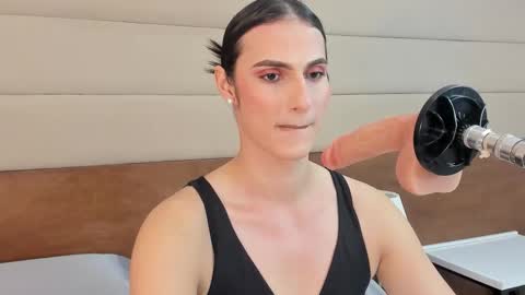  Shantall  online show from January 14, 2026, 12:27 am