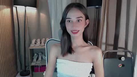 shantallfuckdoll online show from May 3, 2026, 9:37 am