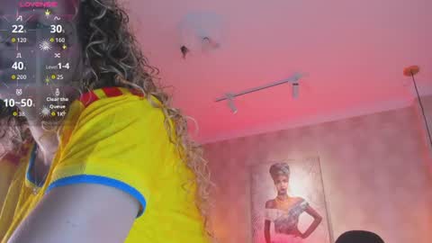 Shantal online show from June 17, 2026, 11:23 am