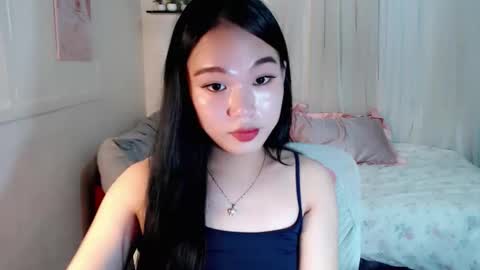 Snapshot of shantel_xx chatting on April 10, 2026, 12:21 pm Shantel online show from April 10, 2026, 12:21 pm