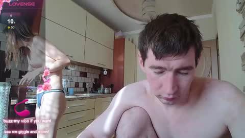 Mikki and Cadence online show from November 22, 2025, 10:25 am