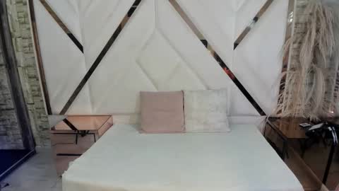 Snapshot of shara_oz chatting on March 10, 2026, 2:49 am Shara Oz online show from March 10, 2026, 2:49 am