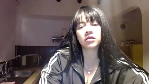 Snapshot of shara_rios chatting on July 13, 2026, 4:59 am shara_rios online show from July 13, 2026, 4:59 am