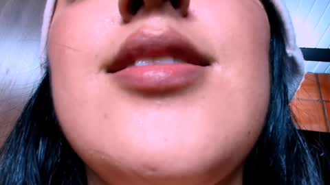 Snapshot of sharain chatting on December 26, 2024, 9:47 pm My real name is bella  Much Gust  online show from December 26, 2024, 9:47 pm