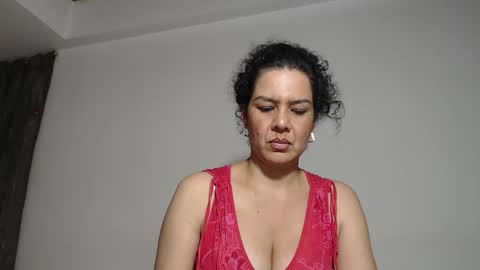 Snapshot of sharickleon11 chatting on October 21, 2025, 12:44 am sharickleon11 online show from October 21, 2025, 12:44 am