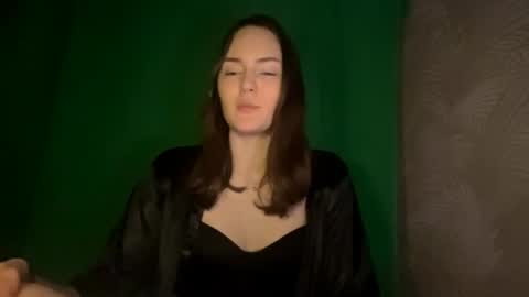 Snapshot of sharikaroitman chatting on May 12, 2026, 9:56 pm Aurora online show from May 12, 2026, 9:56 pm