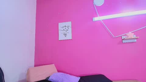 Sharlott online show from October 8, 2025, 3:04 am