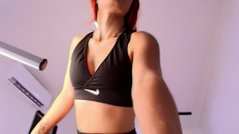 Sharlott online show from January 14, 2026, 11:49 am