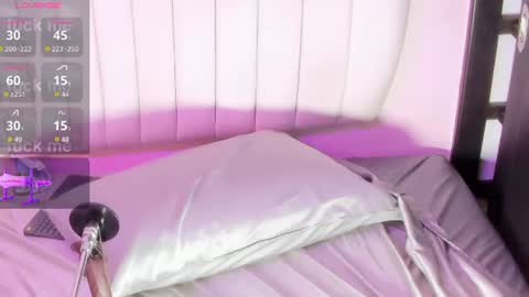 sharlotthe_bigass online show from June 20, 2026, 8:50 am