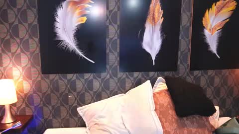 Sharom  online show from February 27, 2026, 7:03 pm