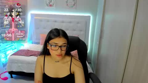 sharon  rosse1 online show from September 19, 2025, 3:08 am
