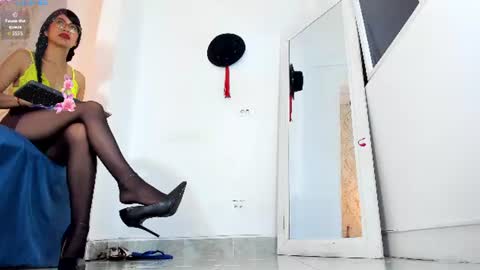 sharon_leather online show from June 13, 2026, 12:36 pm