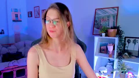 Sharon online show from March 6, 2025, 12:09 pm