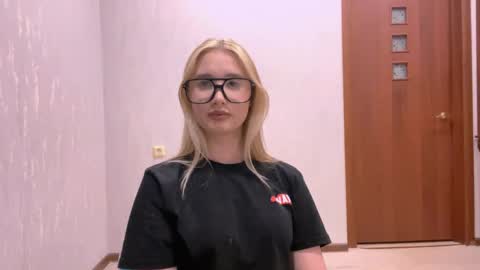 Snapshot of sharonpexton chatting on May 19, 2026, 5:30 pm Anita online show from May 19, 2026, 5:30 pm