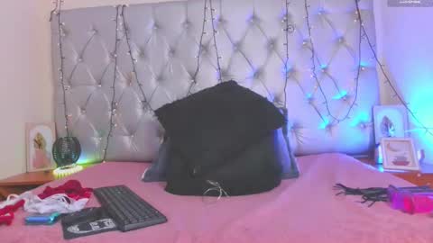 sharonths online show from June 10, 2026, 6:40 pm