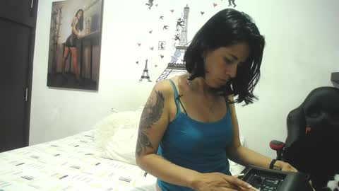 Snapshot of sharoon__cherry_ chatting on February 18, 2025, 12:17 pm sharon online show from February 18, 2025, 12:17 pm