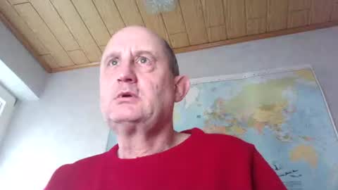 Snapshot of sharpshoder chatting on December 23, 2025, 9:51 am Peter online show from December 23, 2025, 9:51 am