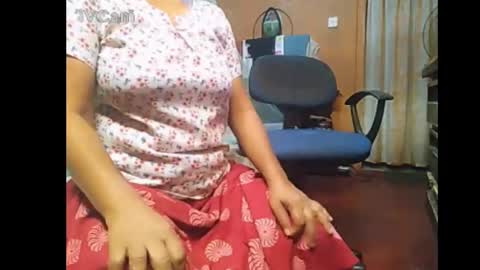 Snapshot of shashee870242 chatting on October 22, 2025, 3:18 am Shashee870242 online show from October 22, 2025, 3:18 am