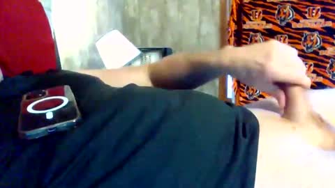 Snapshot of shaun_hatcher31 chatting on May 13, 2026, 1:41 pm shaun_hatcher31 online show from May 13, 2026, 1:41 pm