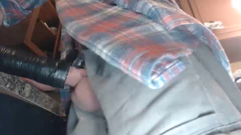 Snapshot of shaveddick24 chatting on November 4, 2025, 11:31 am Shaveddick24 online show from November 4, 2025, 11:31 am