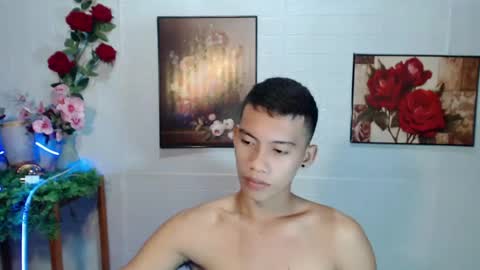 Snapshot of shawn_cole chatting on July 21, 2026, 1:02 pm shawn_cole online show from July 21, 2026, 1:02 pm