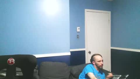 Snapshot of shawntheone3535b chatting on February 18, 2025, 7:54 am shawntheone online show from February 18, 2025, 7:54 am