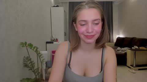 Snapshot of shawty__mariaa chatting on October 3, 2025, 1:30 pm shawty__mariaa online show from October 3, 2025, 1:30 pm