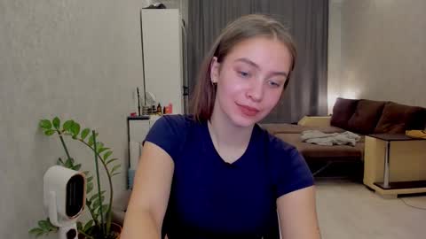 Snapshot of shawty__mariaa chatting on October 21, 2025, 1:23 pm shawty__mariaa online show from October 21, 2025, 1:23 pm