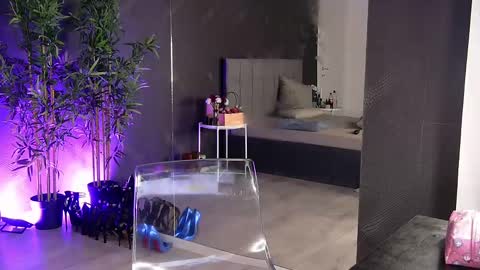 Snapshot of shayblonde chatting on March 7, 2025, 11:05 pm shayblonde online show from March 7, 2025, 11:05 pm
