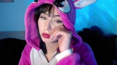 Shayla 3 online show from September 28, 2025, 7:19 pm