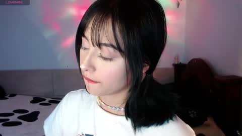 Shayla 3 online show from October 3, 2025, 7:55 pm