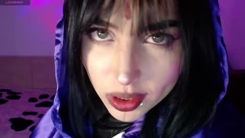 Shayla 3 online show from October 17, 2025, 9:17 pm