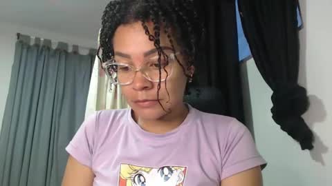 Snapshot of shayna_cute chatting on December 30, 2024, 11:04 am Shayna online show from December 30, 2024, 11:04 am