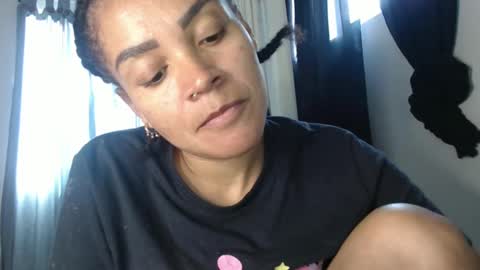 Snapshot of shayna_cute chatting on January 3, 2025, 4:16 pm Shayna online show from January 3, 2025, 4:16 pm