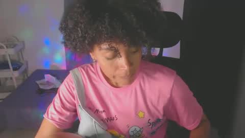 Snapshot of shayna_cute chatting on January 28, 2025, 3:47 am Shayna online show from January 28, 2025, 3:47 am