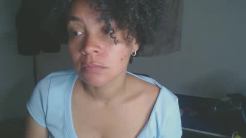 Shayna online show from November 22, 2025, 11:48 pm