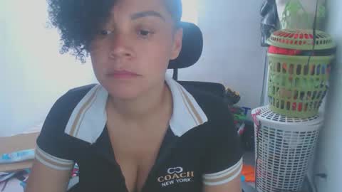 Snapshot of shayna_cute chatting on May 21, 2026, 7:21 pm Shayna online show from May 21, 2026, 7:21 pm