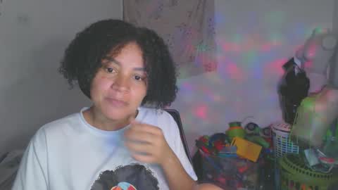 Snapshot of shayna_cute chatting on May 27, 2026, 1:57 am Shayna online show from May 27, 2026, 1:57 am