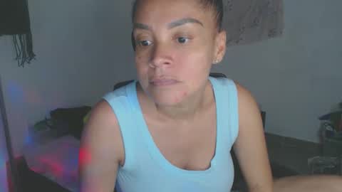 Snapshot of shayna_cute chatting on May 30, 2026, 3:47 am Shayna online show from May 30, 2026, 3:47 am