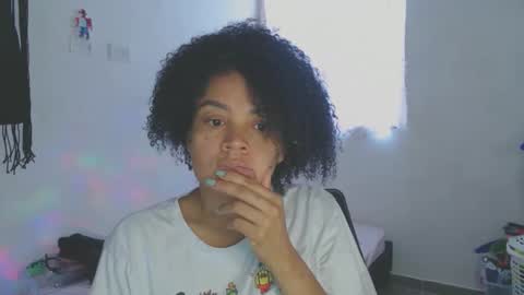 Snapshot of shayna_cute chatting on May 31, 2026, 8:10 pm Shayna online show from May 31, 2026, 8:10 pm