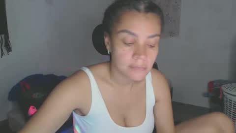 Snapshot of shayna_cute chatting on June 6, 2026, 2:49 am Shayna online show from June 6, 2026, 2:49 am