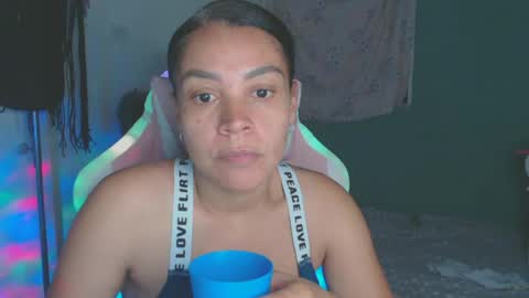 Snapshot of shayna_cute chatting on July 21, 2026, 2:25 am Shayna online show from July 21, 2026, 2:25 am