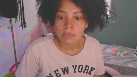 Snapshot of shayna_cute chatting on August 3, 2026, 7:28 pm Shayna online show from August 3, 2026, 7:28 pm