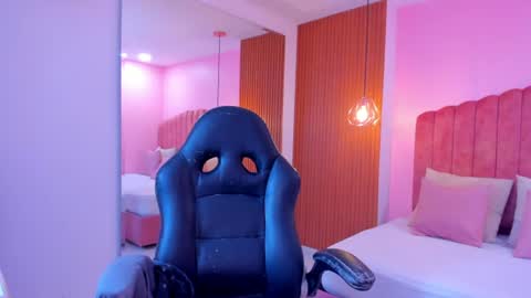 shayra_alina online show from July 23, 2026, 9:46 pm