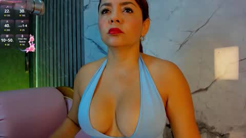 shayra_boobs2 online show from January 19, 2026, 10:41 am