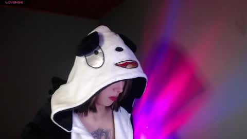 she_alice online show from May 10, 2026, 6:51 am