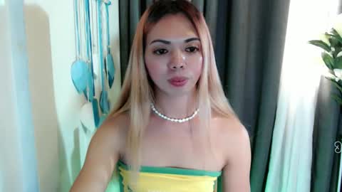 shea_andrea online show from April 13, 2026, 6:19 am